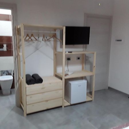 Zia Franca Bed&Breakfast ซาแลร์โน ภายนอก รูปภาพ