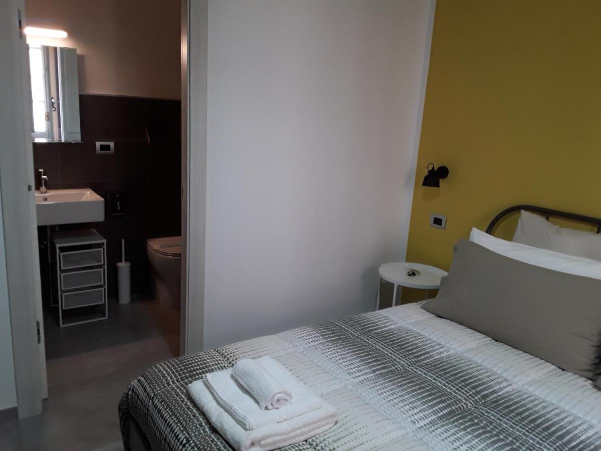 Zia Franca Bed&Breakfast ซาแลร์โน ภายนอก รูปภาพ